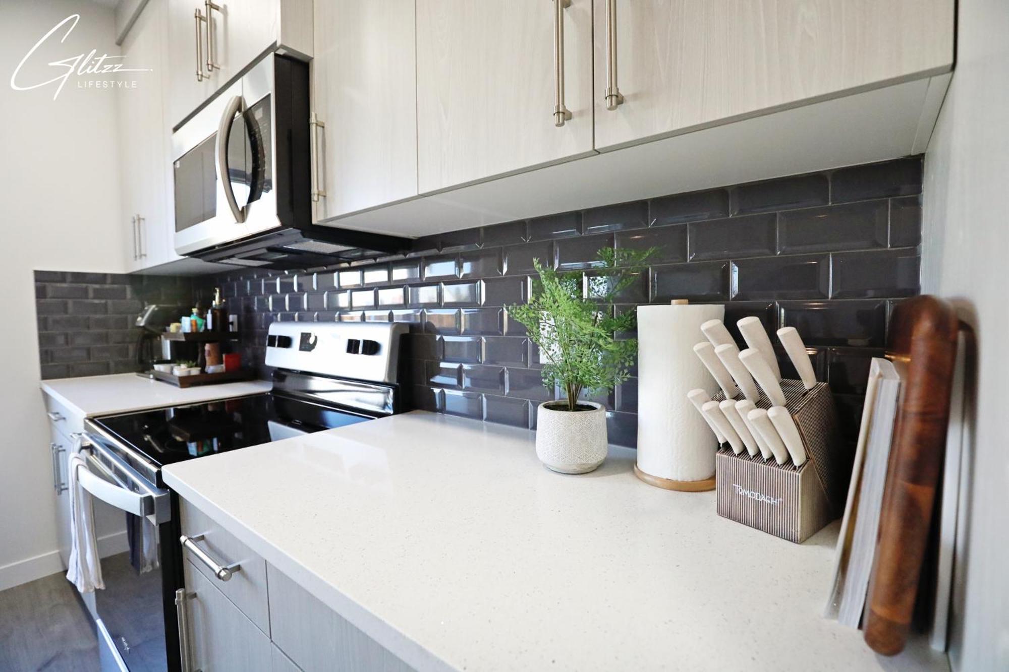 Beautiful Home With 4 King Beds,Airport,Disney+ Edmonton Exterior foto